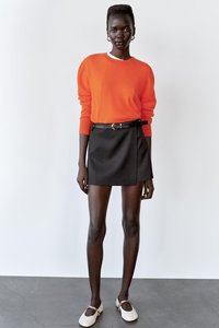 Falda pantalón asimétrica con cinturón y doble botonadura, estilo europeo y americano, cintura alta, corte ajustado, casual, Primavera-Verano 2026 - Product Image 3