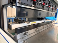 Prensa Plegadora Eléctrica de Doble Servo de Estilo Compacto de 35T1600mm con Tamaño Mínimo de 3T200mm para Doblar Láminas de Acero al Carbono de 2.6mm