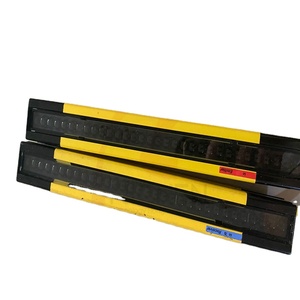 带传感器连接电缆的横幅BRT-92X92C，全新正品，现在有现货。 - Product Image 4