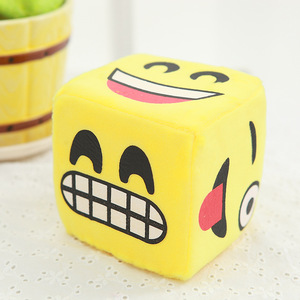 Jouet en peluche en forme de dés, cube doux et coloré, rembourré d'éponge, pour cadeau de fête pour enfants - Product Image 3