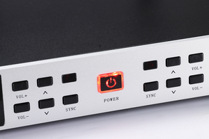 Micrófono inalámbrico UHF profesional más vendido en el mercado de la moda con una distancia de transmisión de 100 metros - Product Image 3