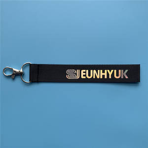 Kpop พวงกุญแจป้ายชื่อเลเซอร์ Super Junior พวงกุญแจ kyuhyun yesung eunhyuk donhae <span class=keywords><strong>shindong</strong></span> กระเป๋าจี้ของขวัญสำหรับแฟนๆ - Product Image 4