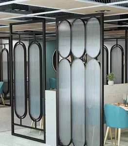 Villa Stainless Steel Pendurado Tela Laser Cut Design Divisor de quarto Luxo Metal Partition Wall