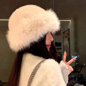 Nouvelle Casquette de Pêcheur Hiver 2024 Tendance, Épaisse, Chaude, Respirante, Imperméable, en Fausse Fourrure, pour Femme, Modèle JY - Product Image 1