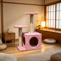 Arbre à chat d'intérieur compact avec poteaux à gratter en sisal, niche pour chat, deux plateformes et jouet souris suspendu pour chatons et petits chats