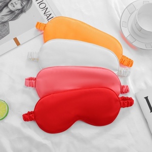 Maschera per gli occhi biadesivo in seta di gelso funzione di sonno oscurante con Logo stampato cuscino da viaggio da esterno - Product Image 4
