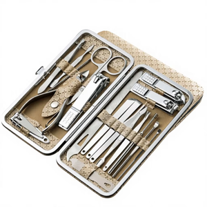 Set de Manicura y Pedicura de 19 Piezas de Acero Inoxidable, Kit de Cortauñas con Estuche Portátil para Cuidado en Casa y Viajes - Product Image 4