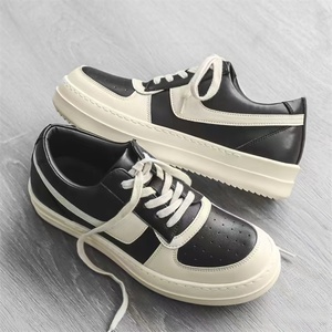 Zapatos de skate de cuero estilo American-Owenss, retro, en blanco y negro, con contraste, suela gruesa, elevados, para ir al trabajo y uso casual. - Product Image 2