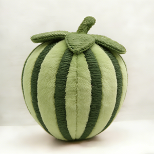 Peluche pastèque vert foncé et vert clair à rayures verticales, grands yeux brodés avec des anneaux oculaires blancs - Product Image 3