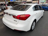 Mobil Bekas K3 2013 2014 2015 Sedan LHD Otomatis 1.6L Bensin Kondisi Asli Harga Grosir