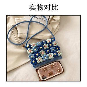 Bolso de hombro redondo estilo bohemio para mujer, cartera pequeña con estampado de flores bordadas, estilo bohemio, ideal para playa, vacaciones, Verano - Product Image 6