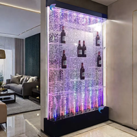 Vente en gros Étagères murales à vin en acrylique éclairées par LED pour la décoration de bar à la maison