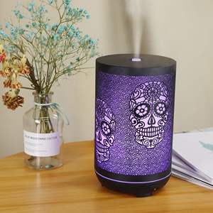 Diffuseur d'arômes en fer 300 ml, design tête de mort, humidificateur d'huiles essentielles avec lumière LED pour la maison et le bureau - Product Image 1