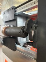 Poignée de rouleau de peinture CNC automatique d'usine chinoise faisant la machine