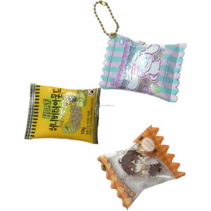 PVC çocuk karikatür UV baskılı şişme asılı süs İşlevli promosyon Mini hediye kolye karşılama hediyeler için - Product Image 2