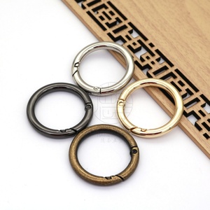 <span class=keywords><strong>Mousqueton</strong></span> rond en alliage de zinc doré vintage classique 30 mm avec anneau à ressort, accessoires de sac en métal classique - Product Image 5