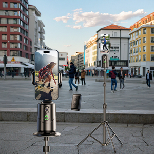 360 intelligente AI riconoscimento facciale treppiede stabilizzatore Pan-Tilt utilizzato come fotocamera <span class=keywords><strong>per</strong></span> il montaggio del telefono cellulare - Product Image 1