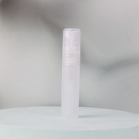 Bouteille de pulvérisation en plastique de tube carré de 10ml 20ml 30ml facilement transportée
