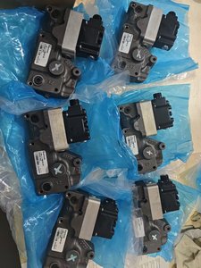 Repuestos de Bomba Hidráulica KVEBB1802, Control de Desplazamiento Eléctrico KVEB para Bombas Serie 90, Bomba Hidráulica KVEBB1802 Eléctrica - Product Image 3