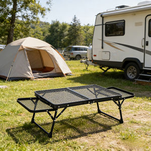 Table de restaurant d'extérieur de qualité commerciale avec plateau en maille d'aluminium, une table pliante robuste pour la restauration événementielle et la <span class=keywords><strong>location</strong></span> pour fêtes - Product Image 1