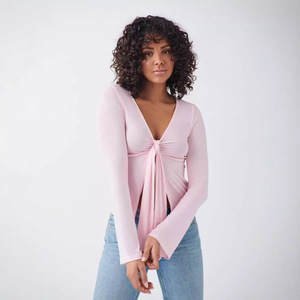 T-shirt à manches longues pour femme, coupe ajustée, couleur noire unie avec nœud à nouer sur le devant, pour le marché européen et américain - Product Image 3