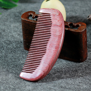 Peine de sándalo de 10-15 cm para mujeres, niños y adultos, peine de madera práctico para el cuidado del cabello - Product Image 4