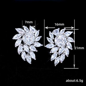 Orecchini a Perno con Foglie e Fiori per Donne, Stile Coreano, Gioielli Floreali a Petalo, Regalo Quotidiano - Product Image 5