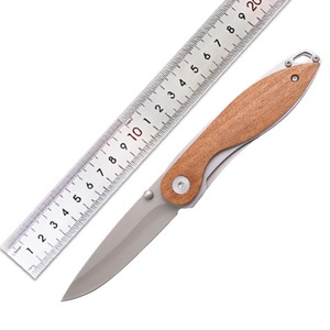 Outdoor Folding Caça Faca De Madeira De Aço Inoxidável Handle Camping Survival EDC Pocket Knife Customizável OEM Gravado A Laser - Product Image 2