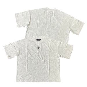 Camiseta de Textura Lisa de Lujo Minimalista <span class=keywords><strong>en</strong></span> Oferta <span class=keywords><strong>para</strong></span> Atletas Profesionales y Ropa Deportiva Urbana, Camiseta Gráfica <span class=keywords><strong>para</strong></span> <span class=keywords><strong>Hombre</strong></span> - Product Image 1