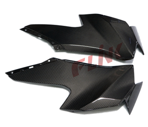 Carenados laterales de fibra de carbono 100% para <span class=keywords><strong>Kawasaki</strong></span> <span class=keywords><strong>Zx10</strong></span> 2021 + - Product Image 1