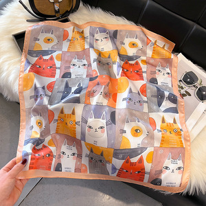 Écharpe en soie motif chat de dessin animé 70x70cm, foulard carré à imprimé animal mignon pour femme, accessoire de mode - Product Image 1