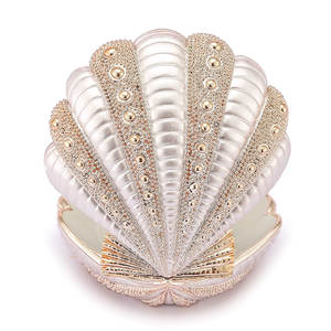 โรงงาน OEM ผลิตตามสั่ง ลูกโลกหิมะเรซิ่นทำมือ ขนาด 45 มม. ลายความรักแท้ สำหรับตกแต่งวันหยุดและเป็นของขวัญ - Product Image 3