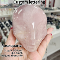 Vente en gros : Ornement artisanal moderne en cristal de quartz rose, sculpture extraterrestre en pierre précieuse pour la décoration