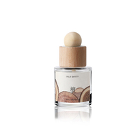 Diffuseur de bouteille de désodorisant de voiture d'arôme de parfum d'huile essentielle de luxe avec logo personnalisé vide