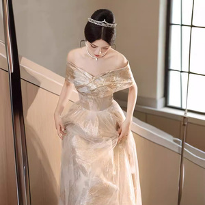 S1708R 2025 Nouvelle robe de soirée élégante de haute qualité, magnifique robe de soirée à sequins champagne or, à une épaule - Product Image 3