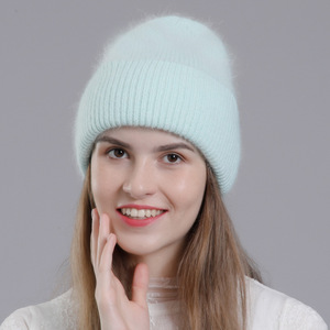 Chapeau en laine tricoté en fourrure de lapin de style japonais et coréen pour femmes, mode automne-hiver, chaud et protecteur pour les oreilles - Product Image 3