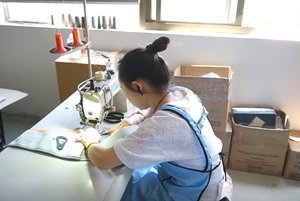 צווארון צוואר הרחם רפואי - תמיכת צוואר חזקה לתיקון יציבה והתאוששות מפציעה עם CR, IOS - Product Image 6