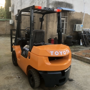 Mejor Precio 2024 para Montacargas Diésel Usado de Servicio Pesado, 3T, Altura de Horquilla 3m, Tracción 4x4, 2 Años de Garantía, Maquinaria de Construcción - Product Image 6