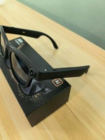 Lunettes Intelligentes JM93 AI avec Caméra Sans Fil, Capture Photo/Vidéo en Temps Réel, Traduction d'Appels, Contrôle Tactile pour Hommes