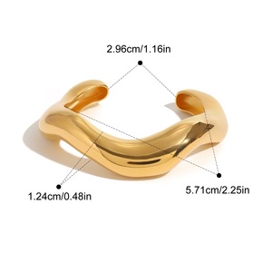 3 Kiểu Vòng Tay Thời Trang Mạ Vàng 18k Bằng Thép Không Gỉ Cao Cấp, Vòng Tay Dày Dặn, Trang Sức Nữ - Product Image 4