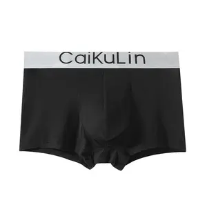 Vente en gros de sous-vêtements pour hommes culottes et boxers pour hommes adultes en pur coton boxers anti-odeur respirants de haute qualité pour hommes