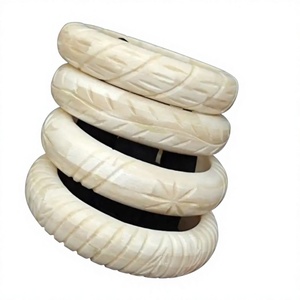 Nuevas Pulseras de Resina con Diseño Geométrico Único y Bonito, Pulseras de Aleación Vintage de Primera Calidad con Grabados Elegantes, Joyería Unisex - Product Image 6