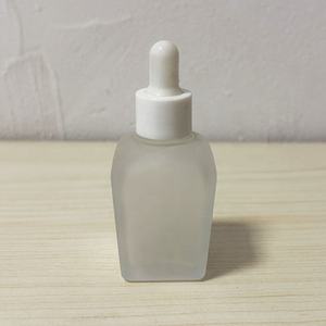 Frasco cosmético de aromaterapia cuadrado esmerilado transparente, cuentagotas de vidrio recargable, botella de pipeta de aceite esencial, crema facial, caída de laboratorio - Product Image 1