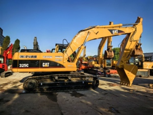 Excavatrice sur chenilles CAT 325C d'occasion en promotion – CAT 325C 330D et Caterpillar 330C 336D d'occasion à vendre – Pelle sur chenilles d'occasion - Product Image 2