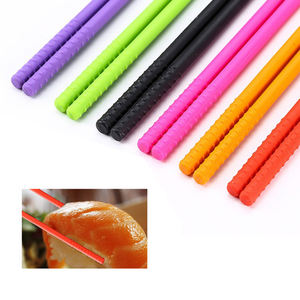 Nueva cocina duradera Venta caliente <span class=keywords><strong>Comer</strong></span> BPA libre de silicona Niños Entrenamiento <span class=keywords><strong>Sushi</strong></span> <span class=keywords><strong>Palillos</strong></span> <span class=keywords><strong>con</strong></span> soporte - Product Image 4