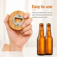 Ouvre-bouteille en bambou personnalisé, ouvre-bouteille magnétique, décoration de table de mariage rustique, décoration de bar de cuisine - Cadeau pour les amateurs de bière