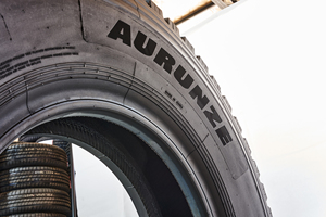 <span class=keywords><strong>Pneu</strong></span> tout-terrain WYNSTAR KUNLUN AURUNZE DOUBLESTAR 14.00R20 1400r20 YB016 avec chambre à air et clapet pour camion KAMAZ - Product Image 4
