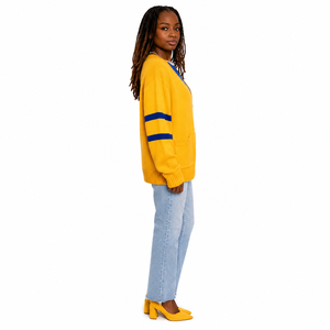 Cardigan en tricot jaune pour femme, rayures bleues, col en V, boutons sur le devant, coupe oversize, style décontracté, vente en gros, personnalisation, marque privée - Product Image 4