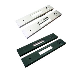 Panneau audio usiné CNC professionnel pour équipement industriel modèle personnalisé en tôle d'aluminium en cuivre en acier inoxydable de marque - Product Image 3