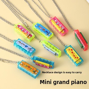 Mini collier en plastique, harmonica de dessin animé, jouet éducatif unisexe pour 14 ans et plus, cadeau - Product Image 1